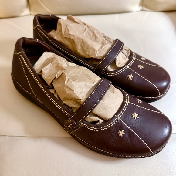 THOM McAN SHOES BEOWN LEATHER MARY JANES MOCCASINS LOAFERS SIZE 8 - Picture 3 of 5